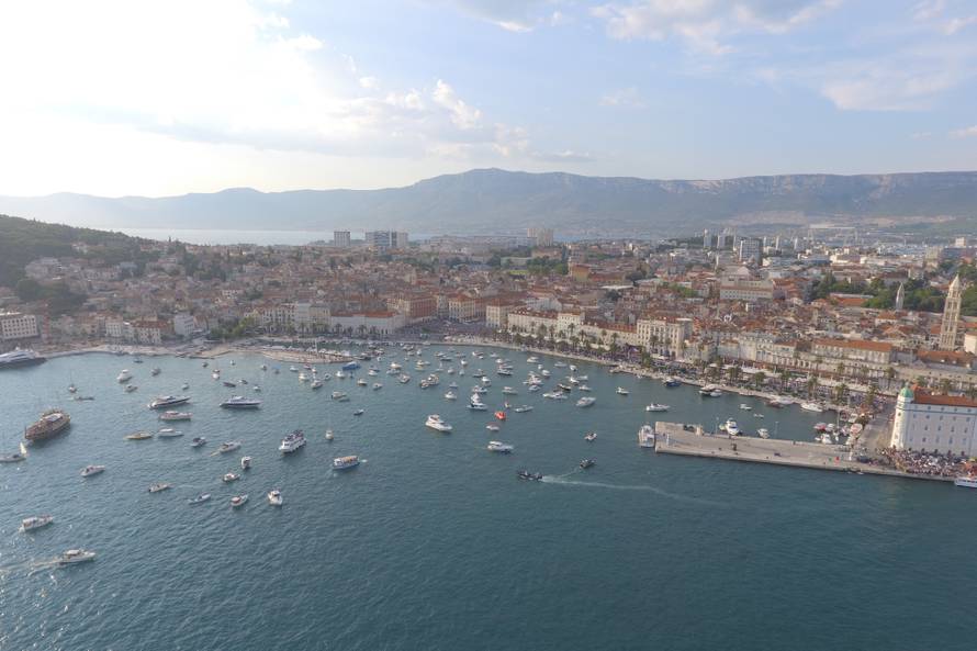 Oproštaj s legendom: Uz lijes Doris, Karan, Grašo, Huljići...