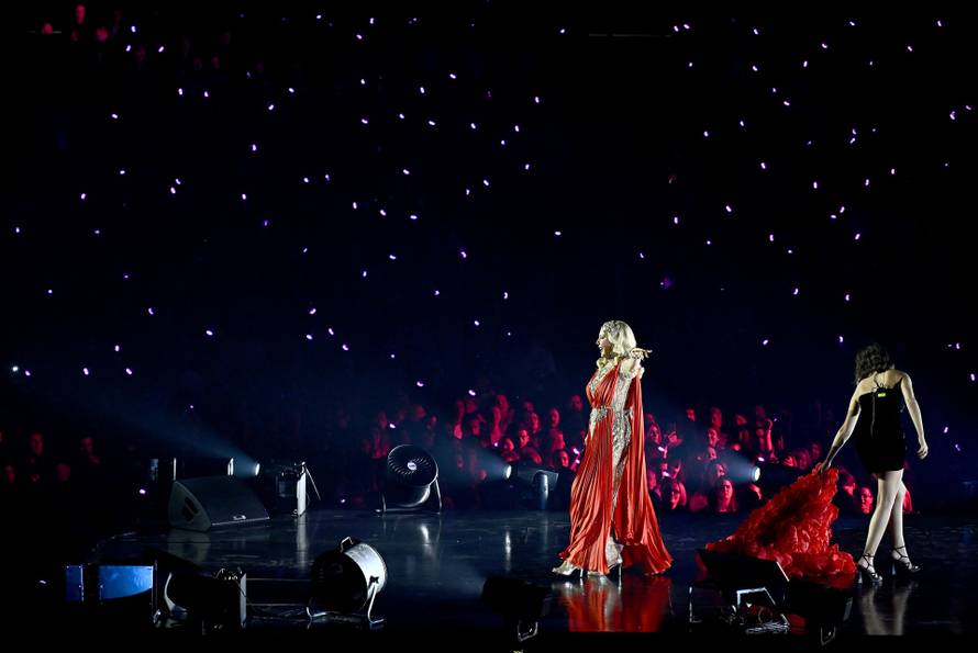 Zagreb: Prvi od pet koncerata Lepe Brene u Areni 