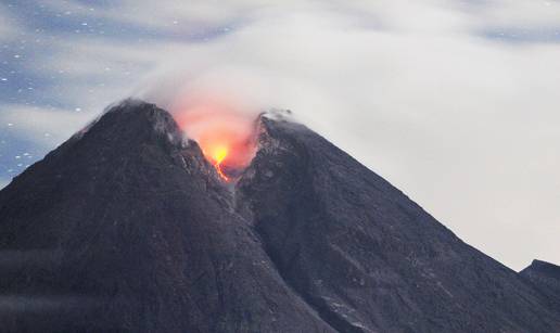 Vulkan Merapi opet eruptirao i ponovno otjerao stanovnike