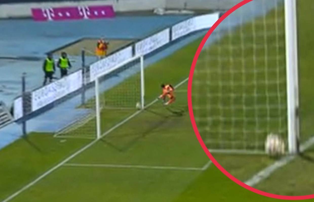 VIDEO Osijek zabio čudesan gol, VAR ga poništio: Je li lopta cijelim obujmom prešla liniju?