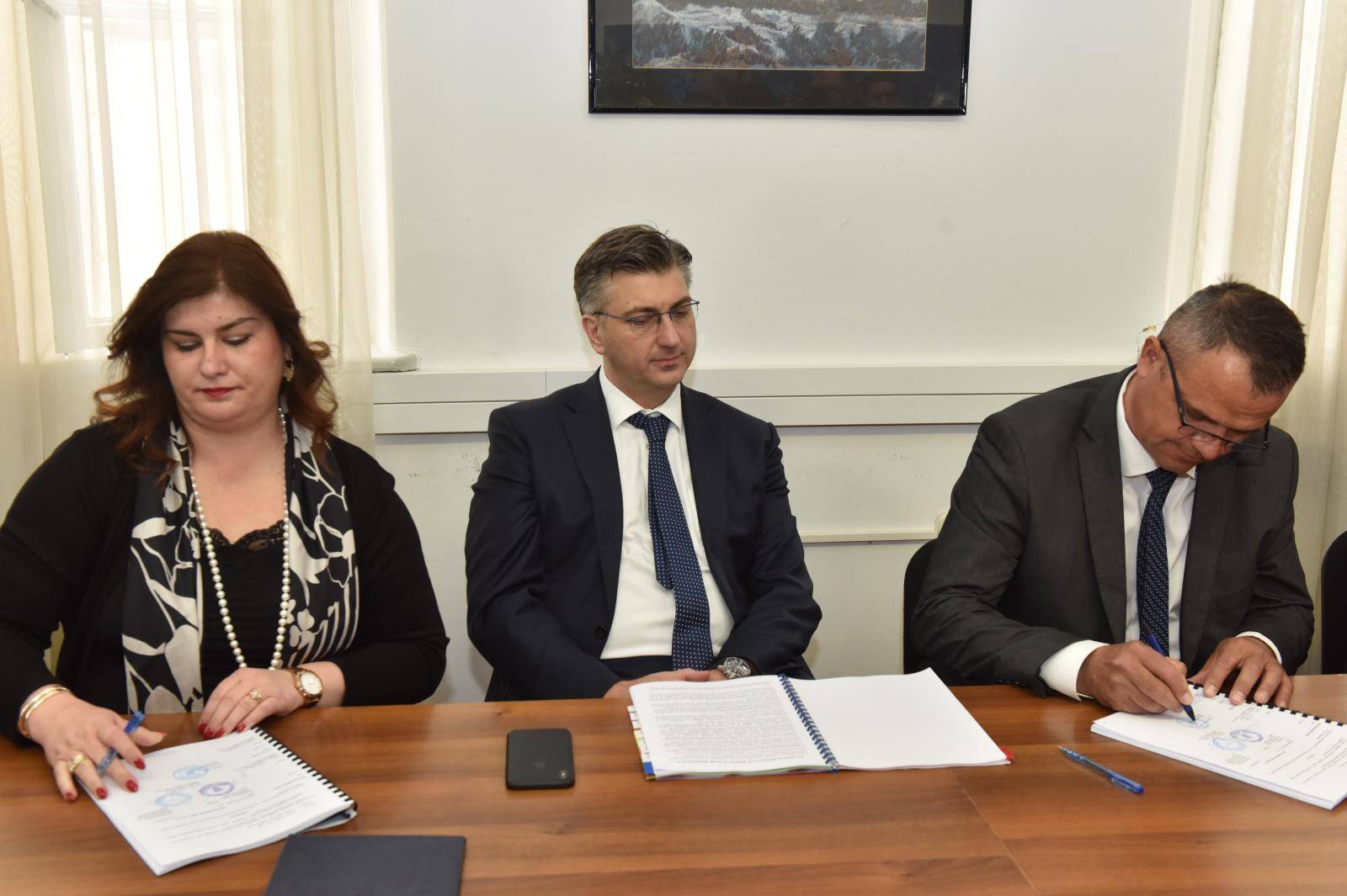 U Benkovcu potpisan ugovor za rekonstrukciju gradske jezgre