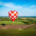 Nebo iznad Hrvatske obojeno kockicama - hrvatski balon "Kockice" osvaja visine!