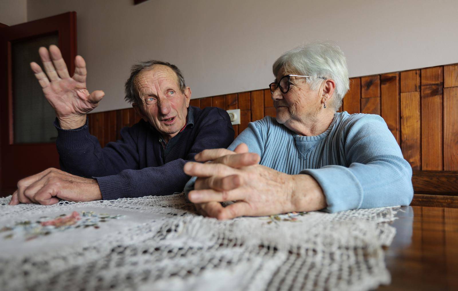 Zagorsko selo za zaljubljene: Stalno im kradu ploču s imenom njihovog mjesta - Valentinova