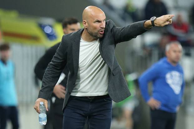 Osijek: SuperSport HNL, 12. kolo, NK Osijek - NK Vara&zcaron;din