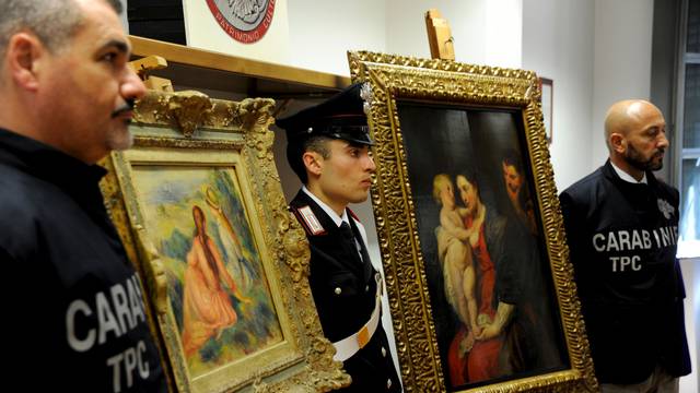 Monza, Recovered two pictures of Rubens and Renoir stolen last year