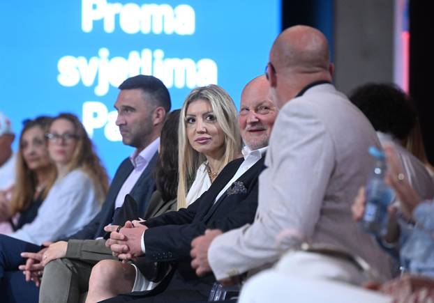 Službeno predstavljanje olimpijske kolekcije u rektoratu Sveučilišta u Zagrebu