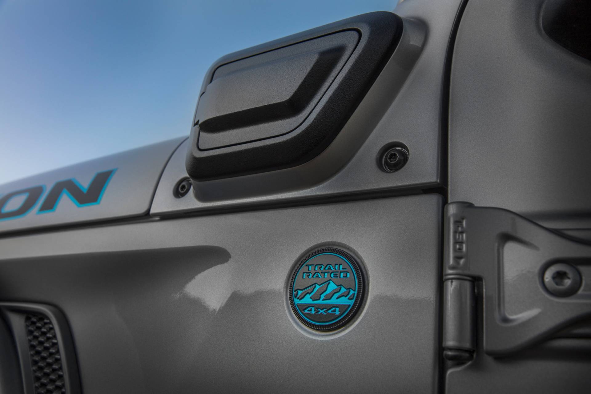 The charge port on the 2021 Jeep® Wrangler 4xe is mounted on the