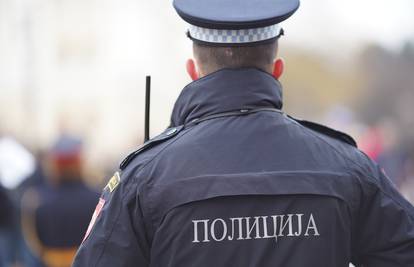 Četvorica policajaca uhićena su u Republici Srpskoj, pretukli su dječaka: 'Jaukao je i plakao...'