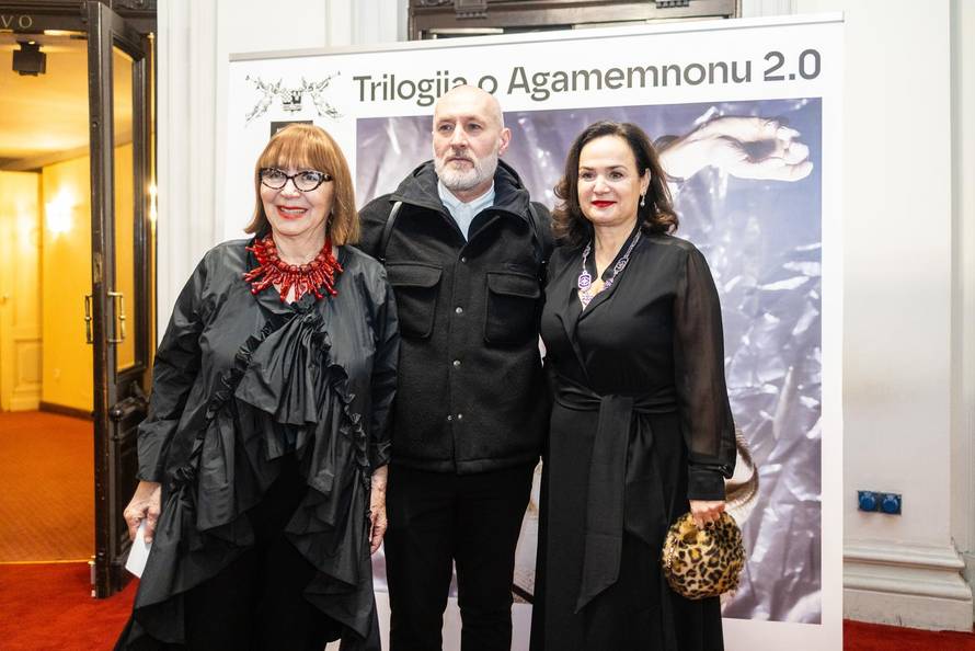 Zagreb: Poznati na premijeri predstave "Trilogija o Agamemnonu 2.0"