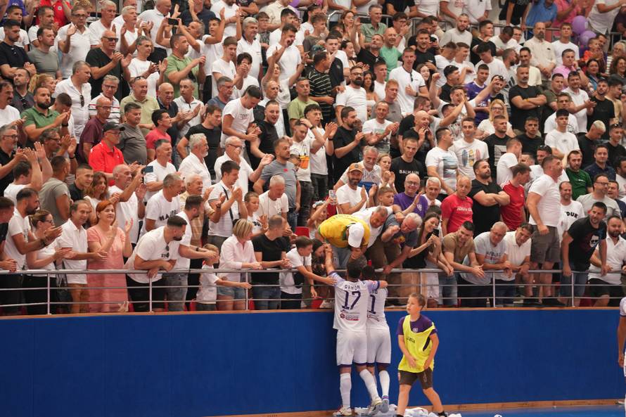 Makarani slave šampione! Novo vrijeme je pregazilo Osječane u petoj utakmici doigravanja