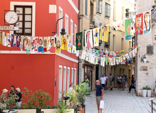 Šibenik: Šarene zastavice najavljuju po?etak 65. Me?unarodnog dje?jeg festivala