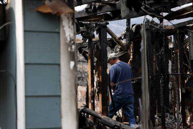 Thousands prepare to evacuate from the Hawk wildfire in Reno