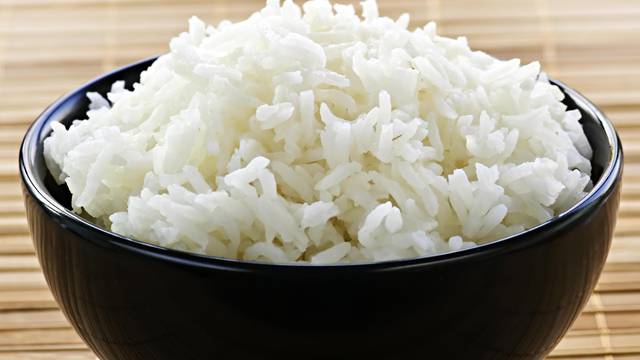 Evo kako pravilno kuhati rižu da ne ispadne tvrda ili slijepljena...