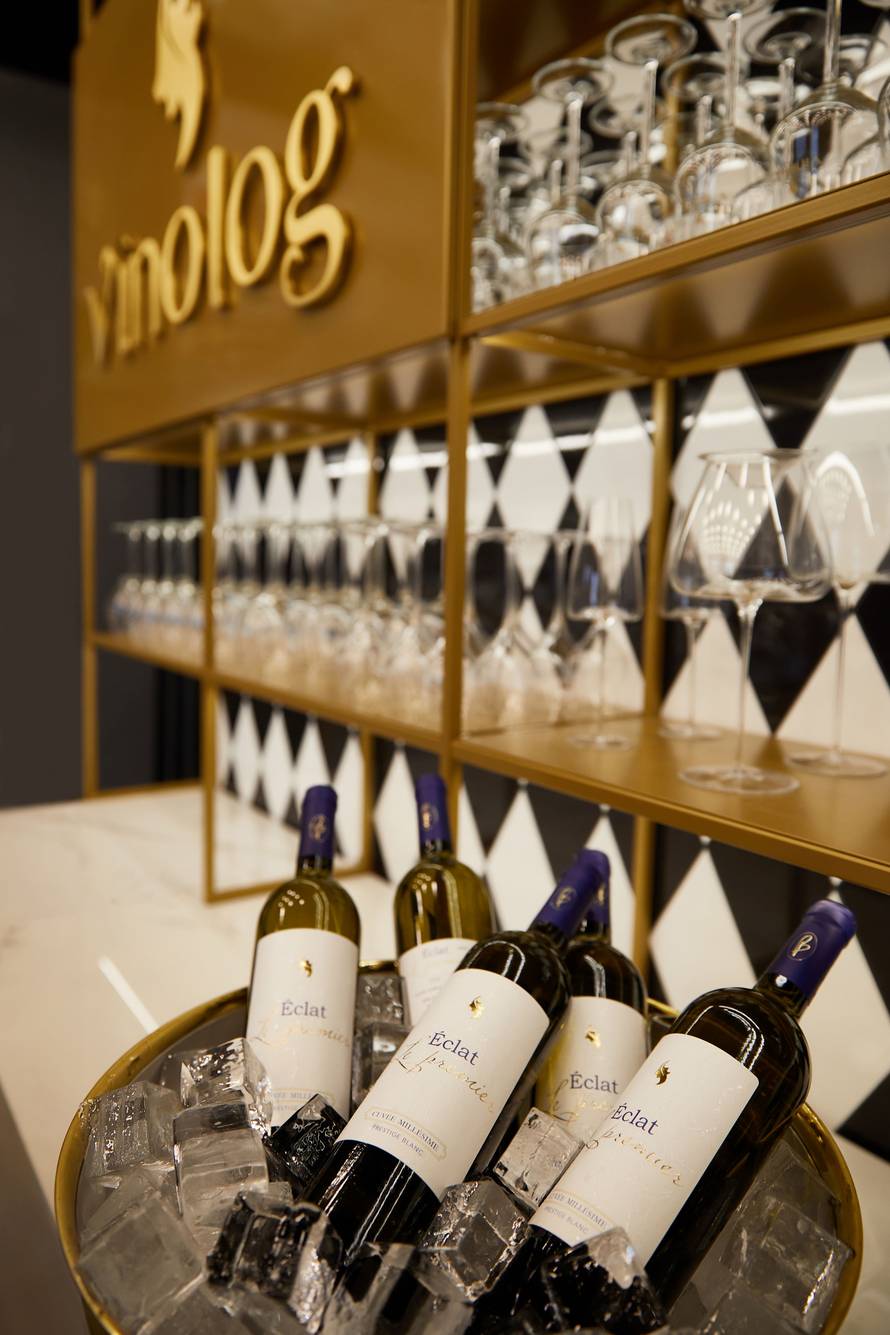 Éclat Le Premier: Dalmacija, Istra i Slavonija u jednoj butelji