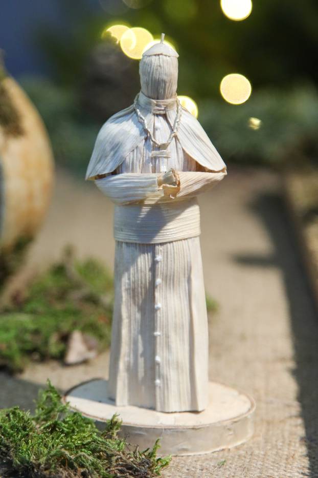 24sata Zagreb: Otvorenje izložbe jaslica Peggy Malbase