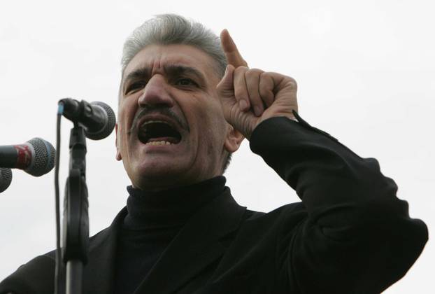 ARHIVA - Prepuna splitska riva tijekom skupa podrške uhićenom generalu  