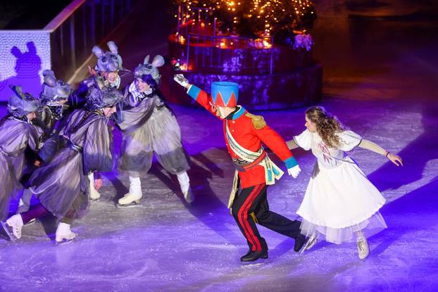 Svečano otvorenje Ledenog parka na Trgu kralja Tomislava uz predstavu Orašar