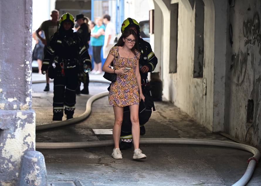 Zagreb: Požar u Mesničkoj ulici