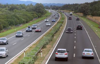 Pješak na A7 u blizini Orehovice