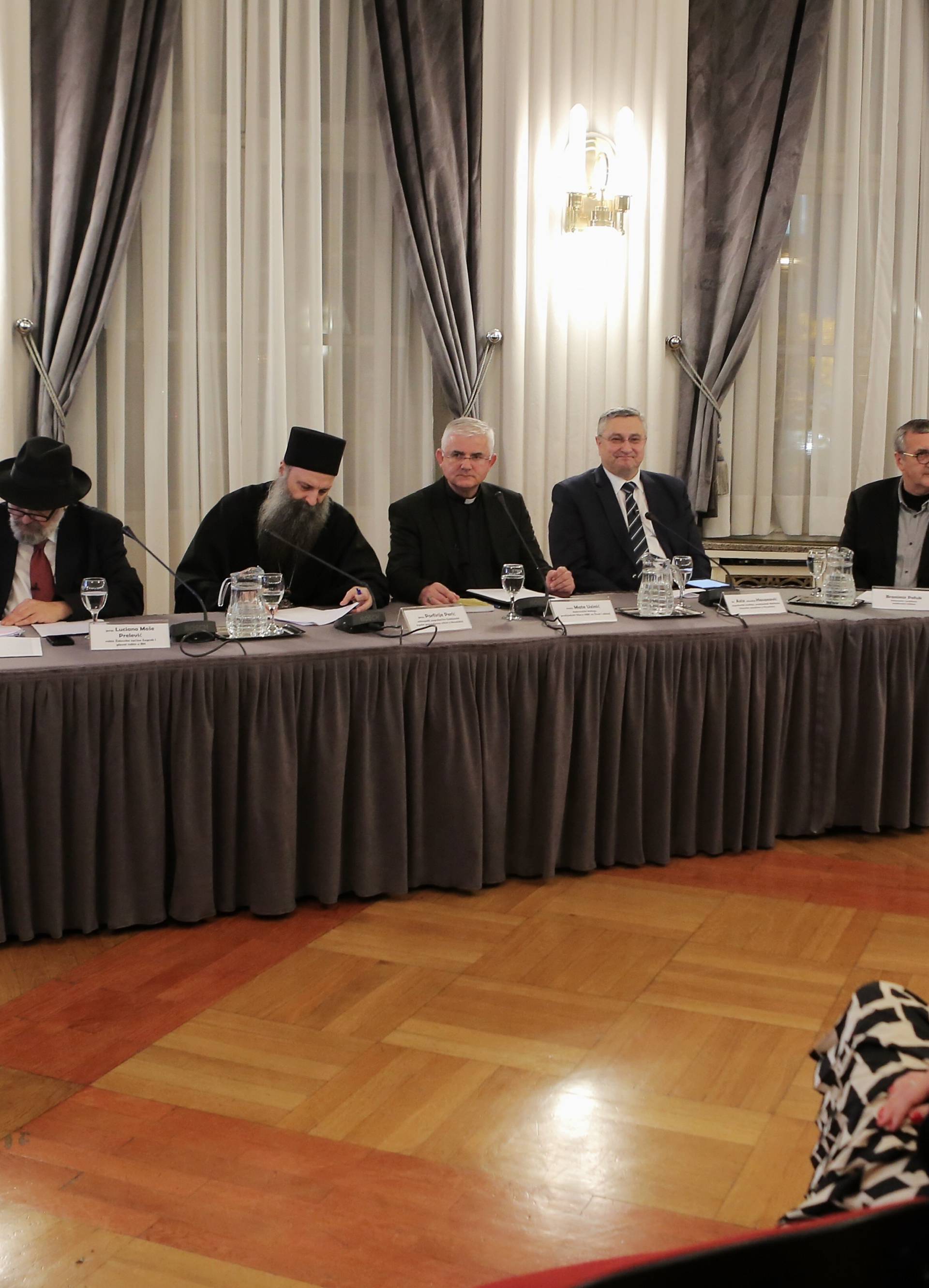 Zagreb: U HND-u odrÅ¾ana tribina "Religijske predrasude kao poticaj mrÅ¾nji"