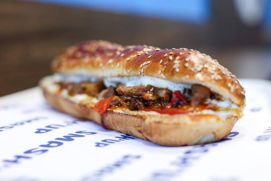 Zagreb: Burger bar Smash Up na Borongaju