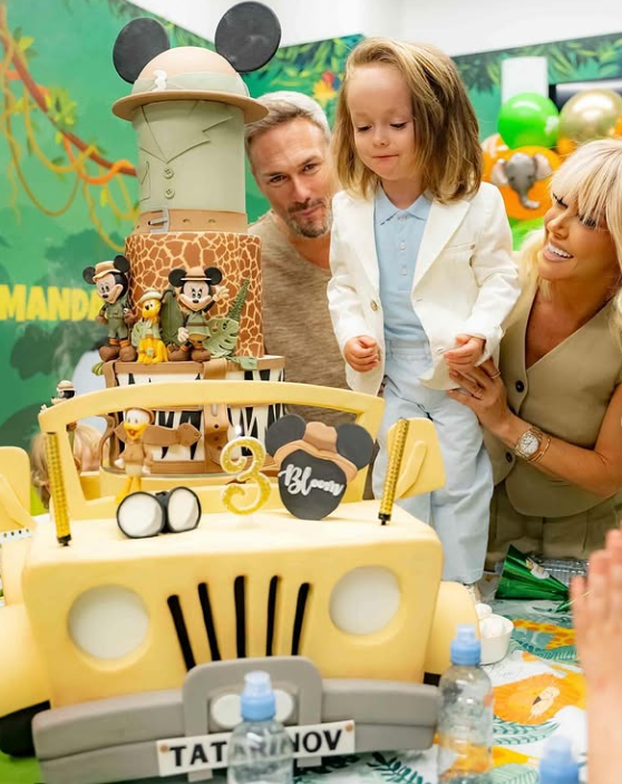 FOTO Maja Šuput proslavila je 46. rođendan - pogledajte tortu koja je bila hit večeri