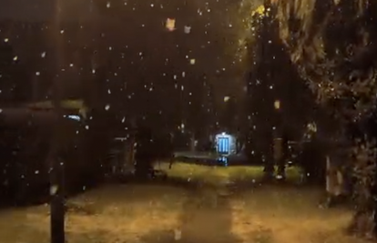 VIDEO Pogledajte kako u Brodu pada snijeg: 'Lijepo je. Nadam se da zimska služba ne spava'