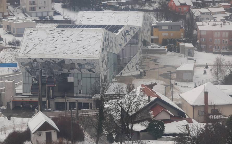 Zagreb: Započela skijaška sezona na Sljemenu 
