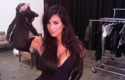 Kim Kardashian: Ja nisam maltretirala malu mačkicu!