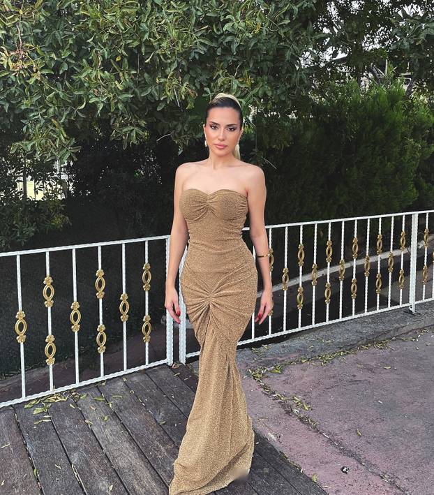 FOTO Bivši dinamovac rastao se s Hrvaticom, sad ljubi 12 godina mlađu Turkinju: 'Moja ljubav'