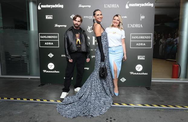 Zagreb: Poznati na reviji Snježane Schillinger