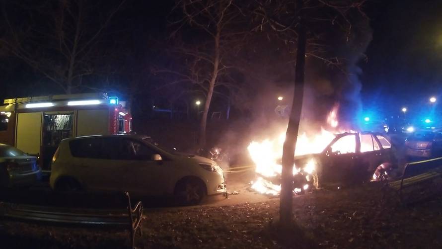 Eksplozija u Zagrebu: 'To nije prvi put, auto je skroz izgorio'