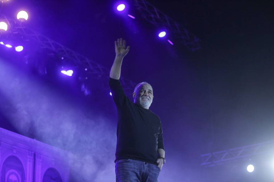 Balašević romantične stihove posvetio supruzi za rođendan