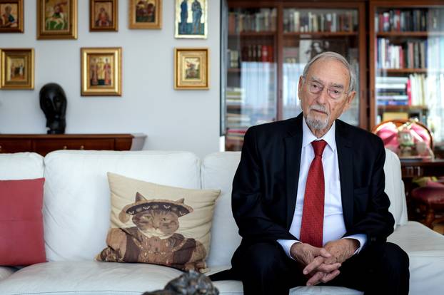 Zagreb: Povjesni&ccaron;ar, novinar i politi&ccaron;ar Mate Me&scaron;trovi&cacute;