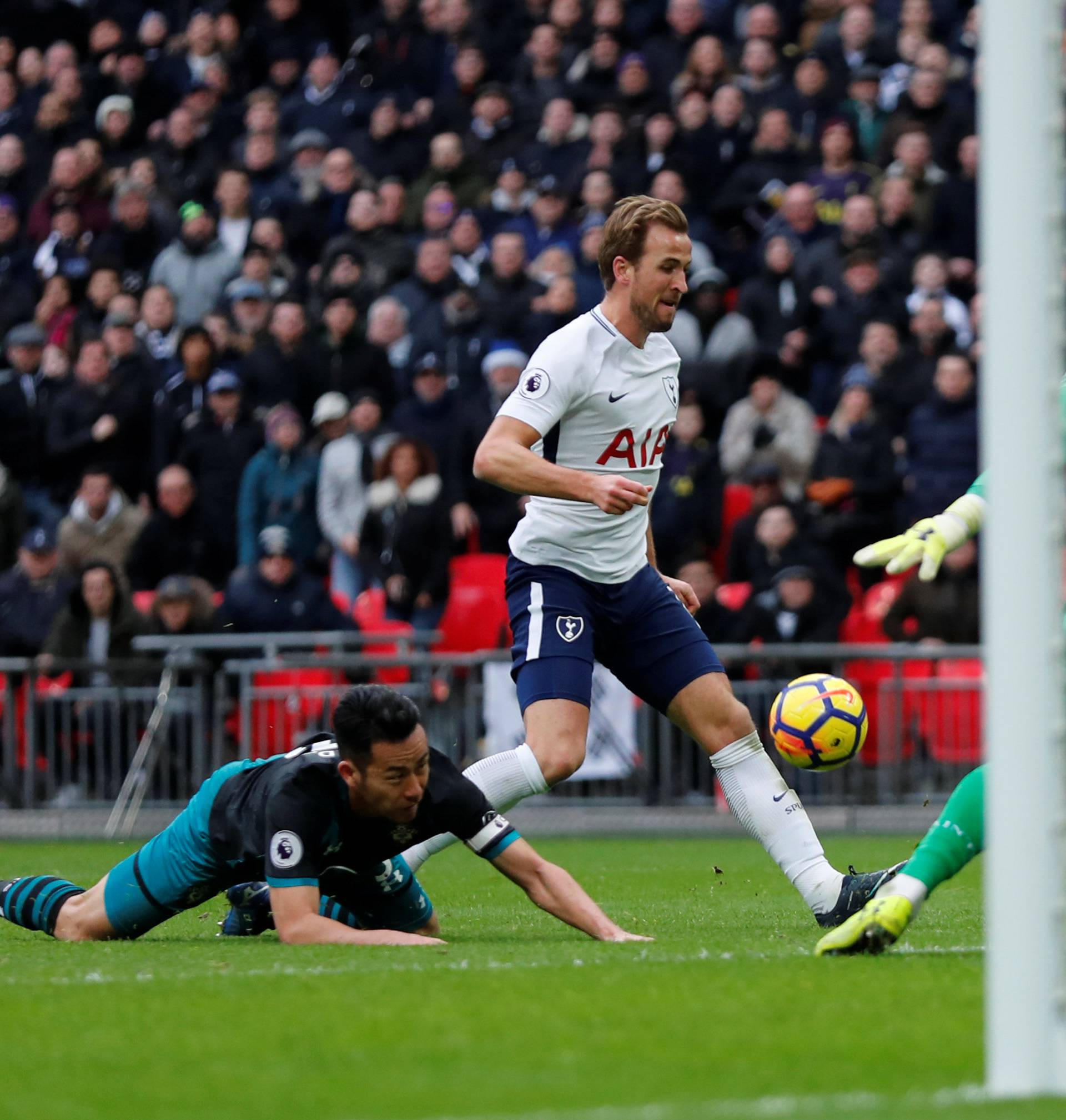 Premier League - Tottenham Hotspur vs Southampton