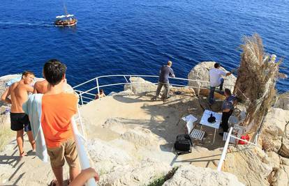 Dubrovnik: Australka (24) pala sa stijene visoke 15 m