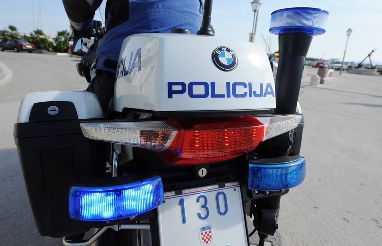 Išli iz Zagreba u Split u autu punom dimnih bombi, baklji...