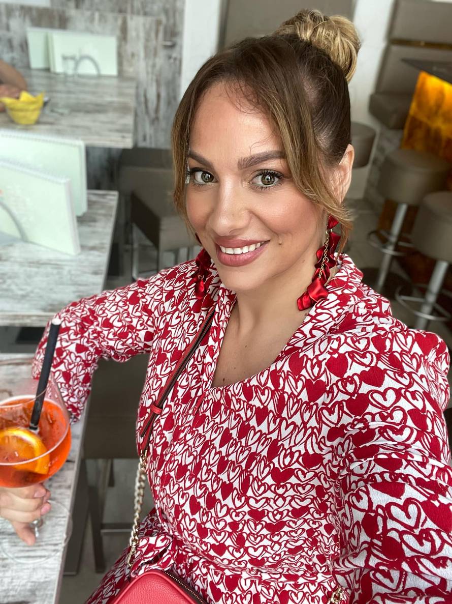 Simona Mijoković potvrdila da je postala baka. Kći Gabrijela je rodila s 18: 'Otišla je od nas...'