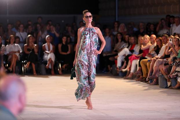 Pula: Modna revija Anje Stehlik