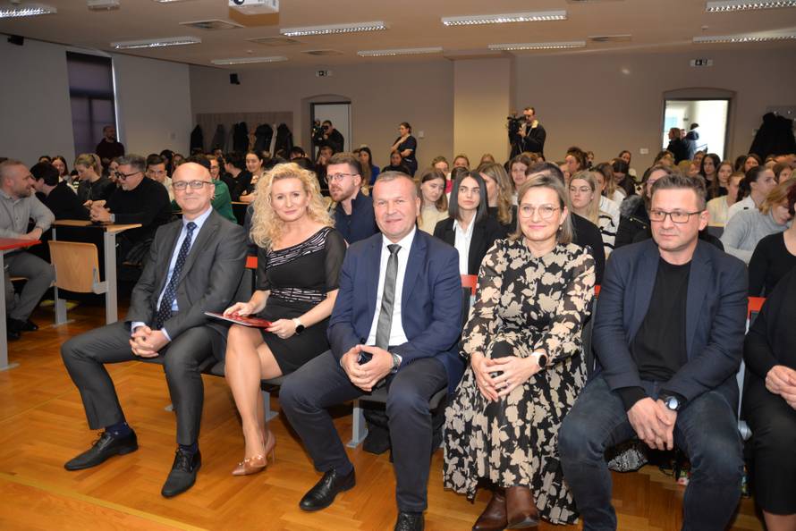 Najbolji studenti volonteri su dobili nagradu Petre Horvat