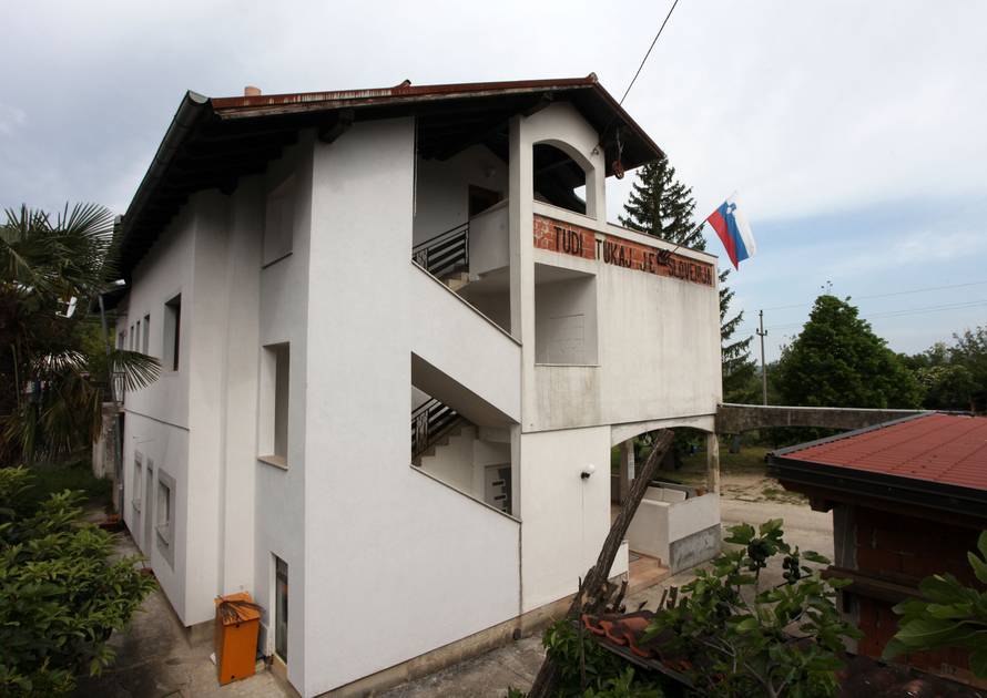 Cerar se ograđuje od Jorasa:  'Slovenija u tome ne sudjeluje'