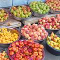 U voću u Hrvatskoj pronađen pesticid koji je opasan za djecu