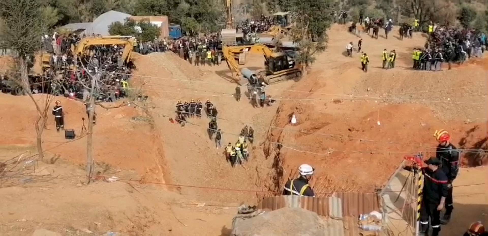 Rescuers dig to reach boy stuck in well in Chefchaouen