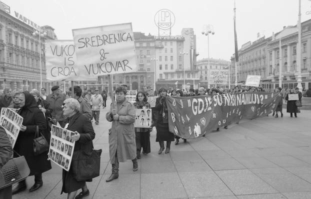 Prosvjed u Zagrebu za sve nastale u Vukovaru, 13.11.1995.