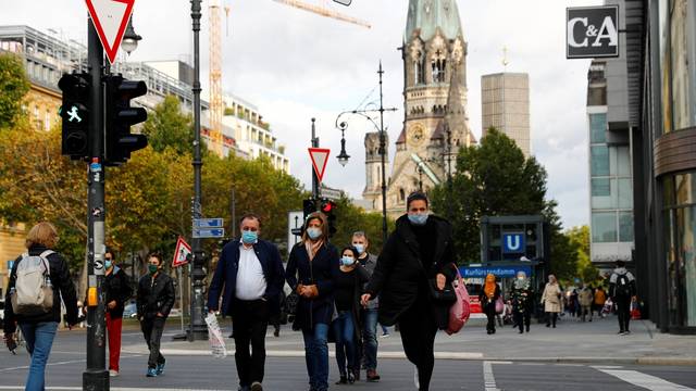 The outbreak of the coronavirus disease (COVID-19), in Berlin