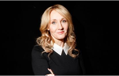 Nakon što je podijelila mišljenja o transrodnim ženama, Rowling priznala: 'I mene su zlostavljali'