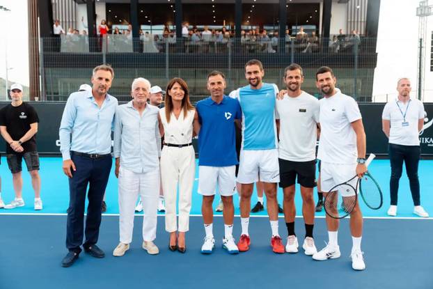 FOTO Novak Đoković pjevao i 'prosvjedovao' u Međugorju: Kumovi žele dovesti i ATP turnir