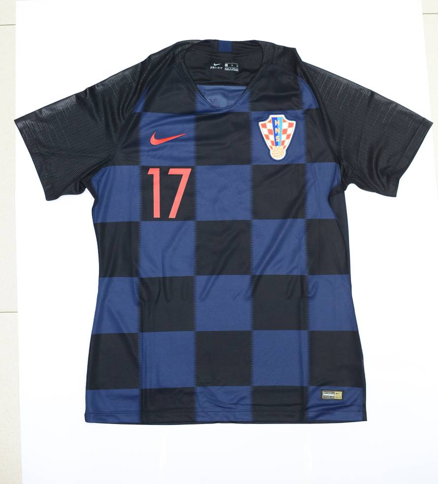 Izašao novi dres 'vatrenih' kao QR kod?! Navijačima nije sjeo