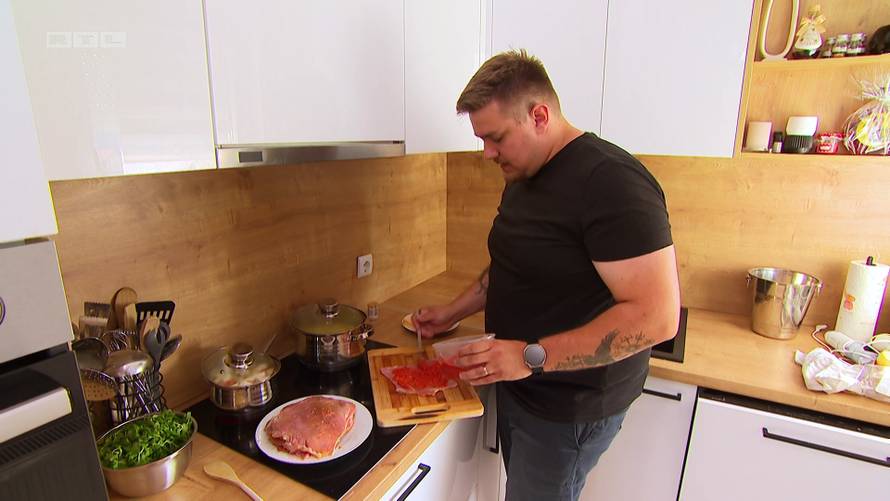 Danas u 'Večeri za 5' kuha Filip: 'Drugim kandidatima poručio bih da na večeru dođu gladni...'