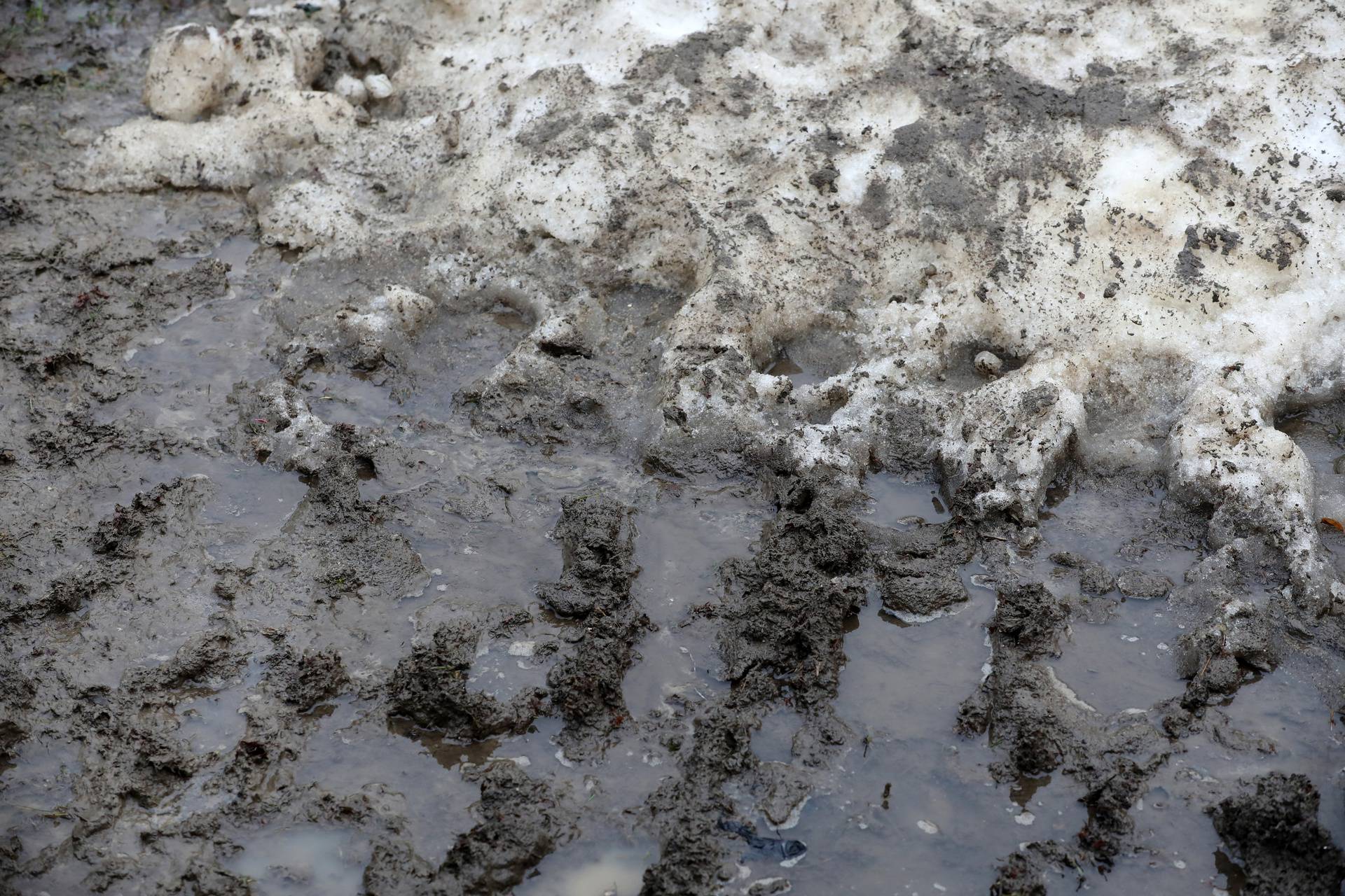 Zbog vremena otkazana današnja skijaška utrka na Sljemenu